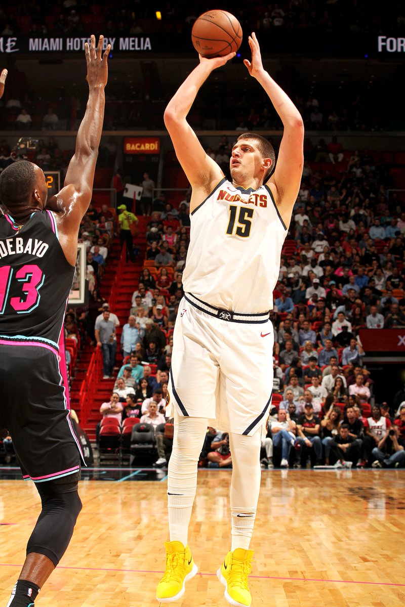 丹佛掘金内部会议纪要流出：赛后完成体检，NBA常规赛使命明确，更衣室氛围转暖的简单介绍-开云APP下载