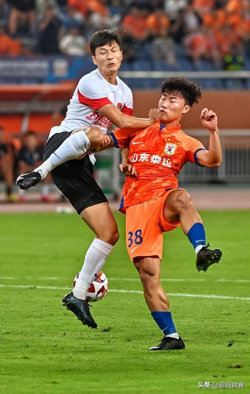 今晨山东泰山调整名单以备足总杯，扳平良机环节打磨，压力陡增，细节决定成败的简单介绍-开云在线