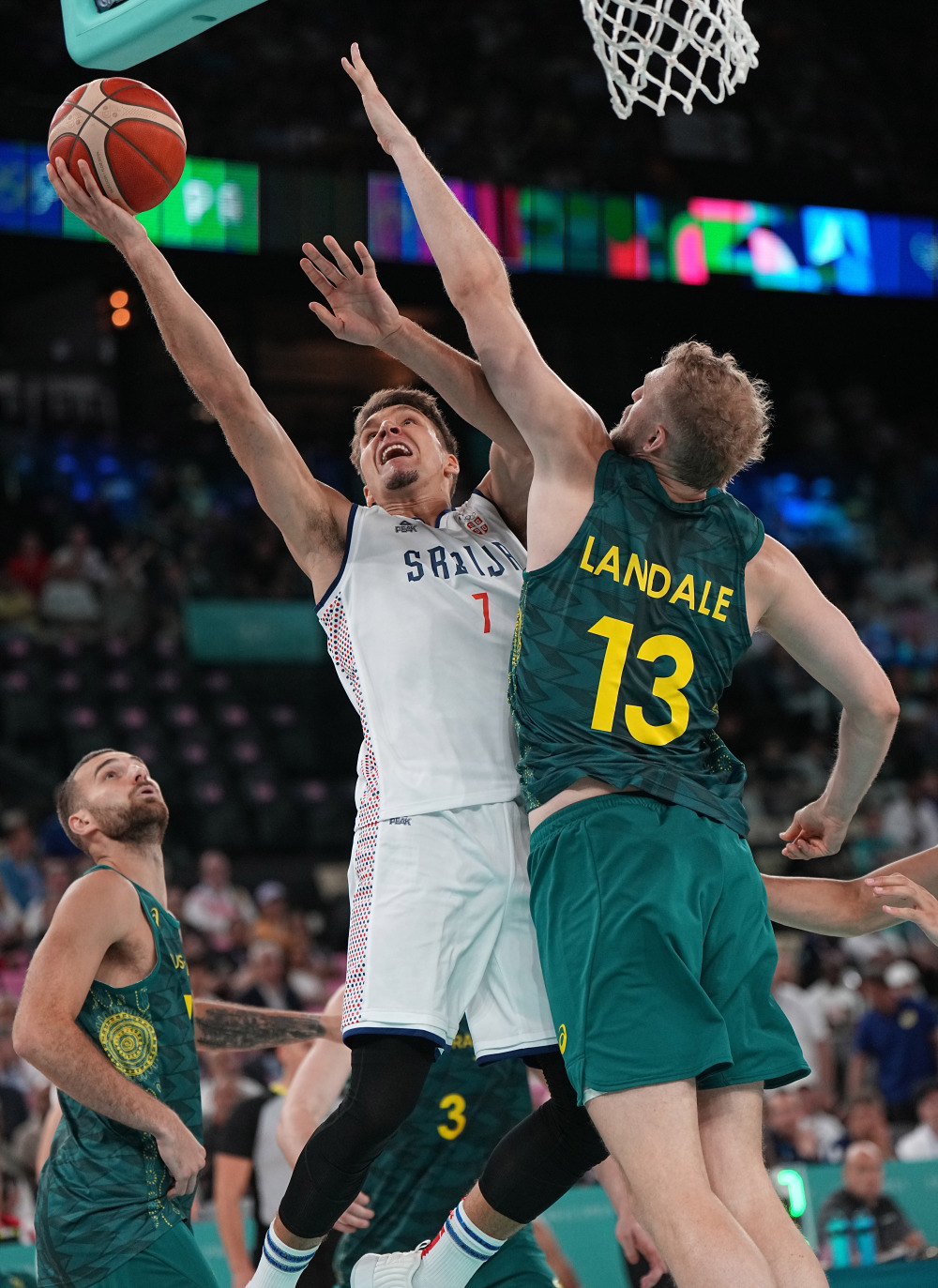 关于塞维利亚发布备战花絮，关键时刻篮板制胜，国王杯任务艰巨，控场能力受关注的信息-开云体育入口